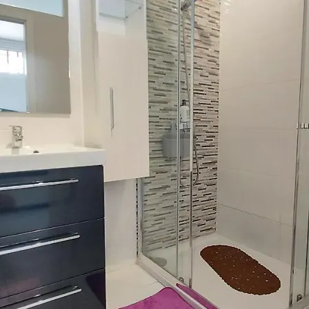 Holiday home Vistas Apartment, Ocean View, 2 Bedrooms & Free Wifi