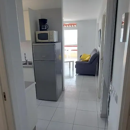 Vistas Apartment, Ocean View, 2 Bedrooms & Free Wifi *